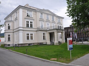 Die Caritas Zentrale Paulinum in der Grabenstraße in Graz. Die Caritas Zentrale Paulinum in der Grabenstraße in Graz.