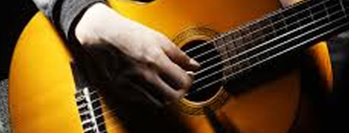 Gitarre spielen
